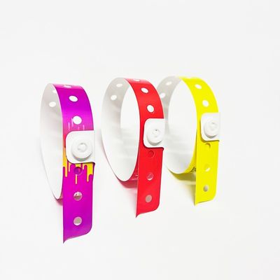 カスタマイズされたロゴ ヴィニール PVC 腕帯 L 形 一層 PVC カラーフル 腕帯 宣伝用 ギフト用品