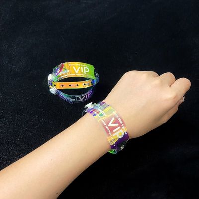 供給者 卸売 防水 輝く腕帯 オーダーメイド ロゴ 宣伝 プレゼント イベント グリッター 透明 レーザー PVC 腕帯