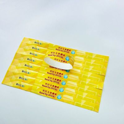 色とりどりのフルカラープリント ブレスレット カスタムロゴプリント ネオンとスナップ 閉じる