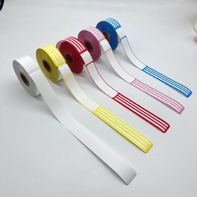 合理化されたプロセスと管理のためのバーコードUPCカスタマイズビニール患者リストバンド